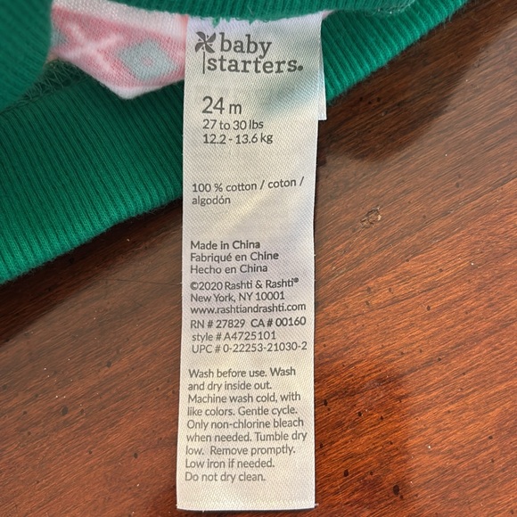 Adorable Christmas outfit 24 months with bonus silicone holiday bin - Picture 3 of 7